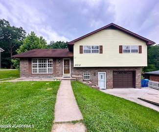 2412 Scenic Dr, Jefferson City, MO 65101