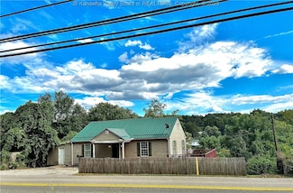 12240 Coal River Rd, Saint Albans, WV 25177