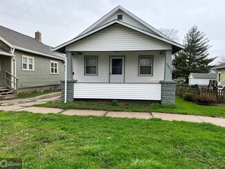 3021/2 N Walnut St, Creston, IA 50801