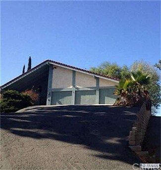 7241 Bel Air St, Corona, CA 92881