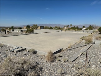 5880 Mojave St, Pahrump, NV 89061