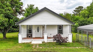 717 Morningside Dr, Dalton, GA 30721
