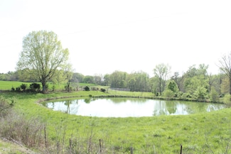195 Old Jackson Rd, Trenton, TN 38382