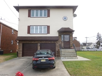 318 President St Unit 2, Saddle Brook, NJ 07663