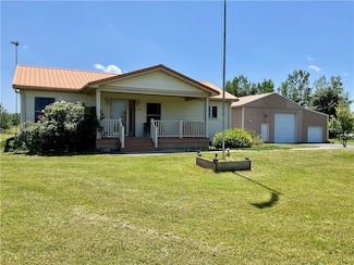 13810 Waterport Carlton Rd, Albion, NY 14411