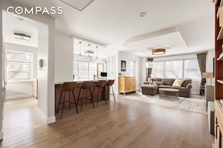 70 E 10th St Unit 3B, New York, NY 10003