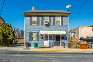 105 Hanover St, Glen Rock, PA 17327