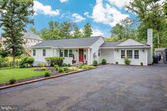 3825 Gibbs St, Alexandria, VA 22309