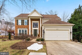 20477 Willowmere Ct, Sterling, VA 20165