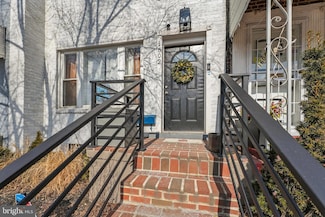 1602 W St NE, Washington, DC 20018