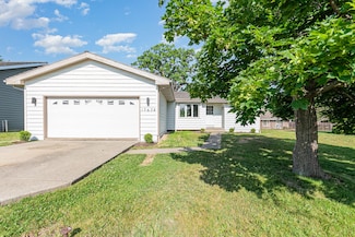 17678 W Saddle Ct, Gurnee, IL 60031