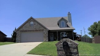 11616 S Primrose Ct, Jenks, OK 74037