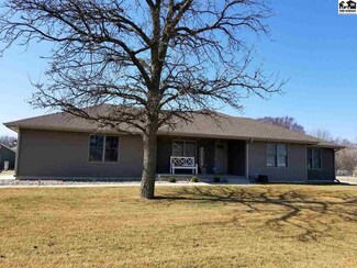 37 Willow Lake Cir, Lindsborg, KS 67456