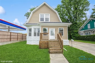 424 E High St, Hicksville, OH 43526