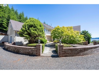 66291 Watertower Rd, North Bend, OR 97459