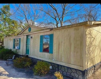 12461 S Rocky Ford Rd, Laurinburg, NC 28352