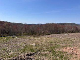 8 S Ridge Rd, Hampden, MA 01036