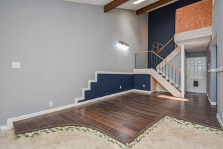 13025 Leader St, Houston, TX 77072