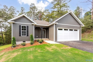 5606 Leota Dr, Southside, AL 35907