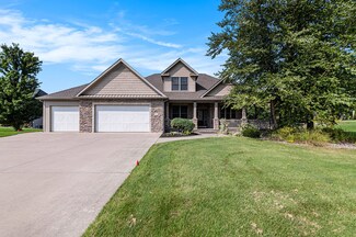 5858 Embassy St, Kalamazoo, MI 49009
