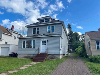 225 E Ridge St, Ironwood, MI 49938
