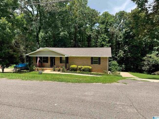 215 Emi Gil Dr, Oxford, AL 36203