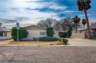 271 W Thomas Ave, Moapa Valley, NV 89040