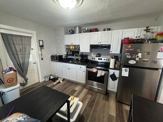 134 Pearl St Unit 4, Somerville, MA 02145