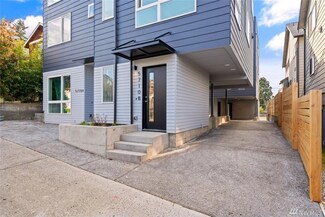 5710 Roosevelt Way NE Unit A, Seattle, WA 98105