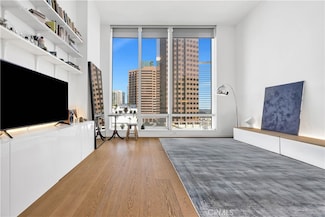 877 Francisco St Unit 821, Los Angeles, CA 90017