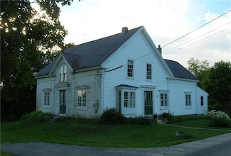 104 Sawyer Mountain Rd, Limerick, ME 04048