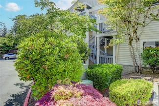 2969 142nd Place SE Unit 7, Bellevue, WA 98007