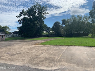 213/2 N Charles Campbell Ave, Abbeville, LA 70510