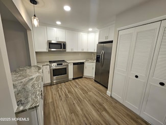 148 Lexington Ct Unit E, Red Bank, NJ 07701
