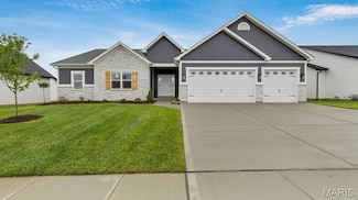 610 Woodhurst Dr, Wentzville, MO 63385