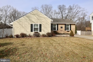 33 Pembrook Rd, Blackwood, NJ 08012