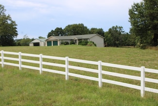 8296 Arkansas 14, Omaha, AR 72662