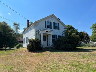 90 Bryant St, North Dartmouth, MA 02747