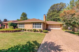 6542 N Knox Ave, Lincolnwood, IL 60712