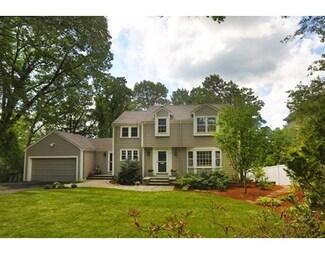 303 Upland Ave, Newton Highlands, MA 02461