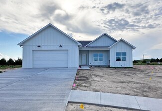 111 Freedom Ct, Paxton, NE 69155