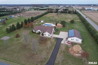 598 Tazewood Rd, Metamora, IL 61548