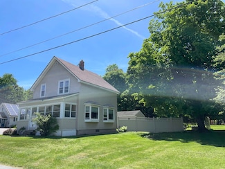 7 Cleveland Ave, Barre, VT 05641
