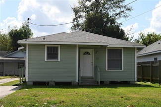 912 17th St, Lake Charles, LA 70601