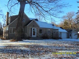 28235 N Island Cir, Hollandale, MN 56045