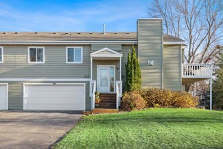 5629 Bimini Dr, Hopkins, MN 55343