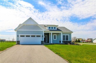 1 Joncarlo Ct, Hilton, NY 14468