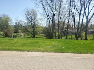 TBD Thomas Dr, Rollingstone, MN 55969