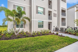 17625 Opal Sand Dr Unit 301, Venice, FL 34293