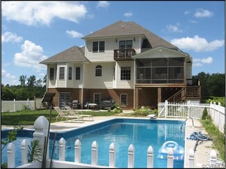 9520 Holdsworth Rd, Disputanta, VA 23842